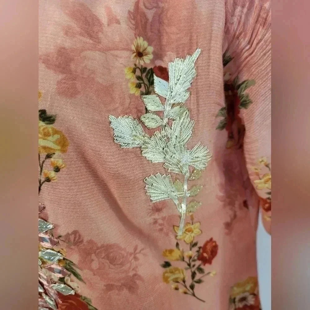 Pakistan Made In India Embroidered/Sequins Floral Top with Sheer Wrap Scarf(S) - Picture 10 of 12